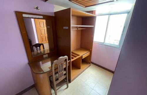 Nanai Road House | Talya Patong Hotel