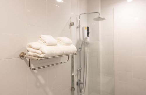 Chang Khlan Hotel | AMIRI PLACE HOTEL