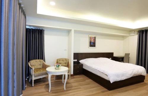 Khlong Khoen Resort | Young Coconut Garden Home Resort