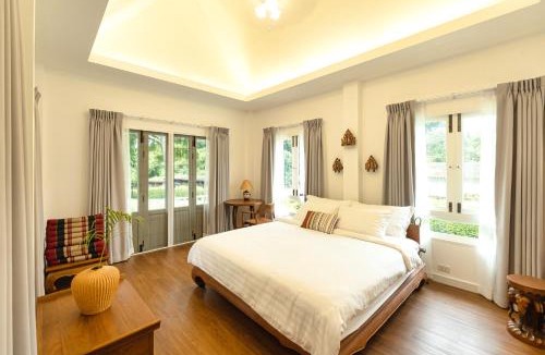 Pa Tan Villa | Phi Private Villa: Luxury Thai with Riverview