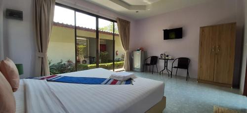 Sa Khu Resort | Phuket Sirinapha Resort
