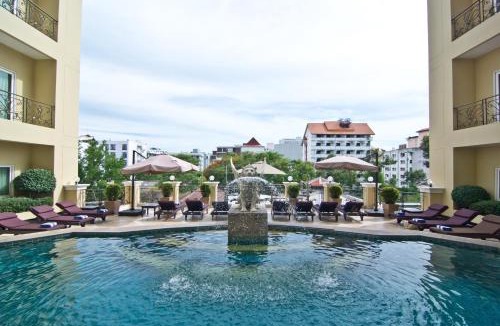 Pattaya Bay Hotel | LK Residence