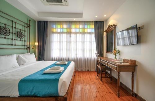 Old Phuket Town Hotel | WOO Gallery & Boutique hotel