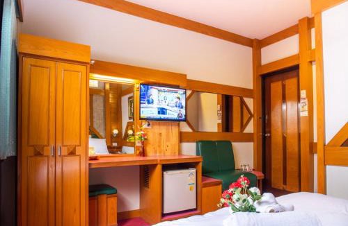 Nai Mueang Hotel | โรงแรมศิริโฮเต็ล Sirihotel Korat