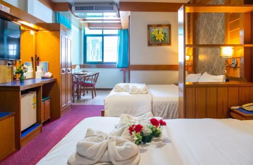 Nai Mueang Hotel | โรงแรมศิริโฮเต็ล Sirihotel Korat