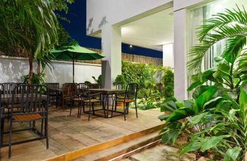 Kampot Hotel | Hotel Five.S