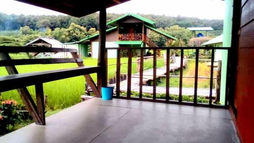 Pua House | ชมนาโฮมสเตย์บ้านนาคำ