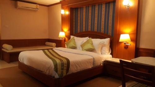 Udon Thani Hotel | The Lion King Hotel by Thai Baan Ozone Udonthani