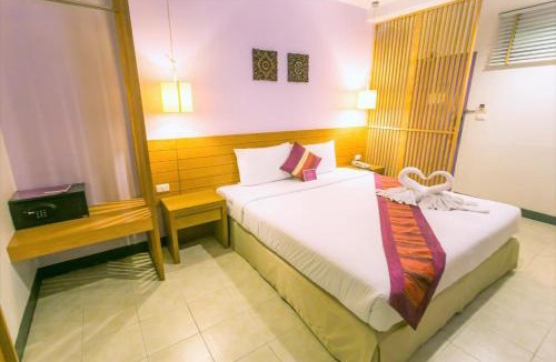 Thung Maha Mek Hotel | The Embassy Sathorn