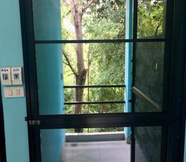 Nong Khae Hotel | โรงแรมห้วยทราย Huaisai Hotel