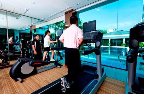 Pom Prap Sattru Phai Hotel | Royal Princess Larn Luang - SHA Extra Plus