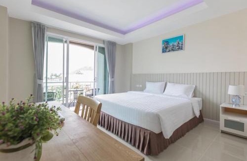 Talat Nuea Hotel | The Royal P Phuket - SHA Plus
