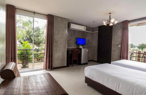 Pak Phli Hotel | Nava Resort