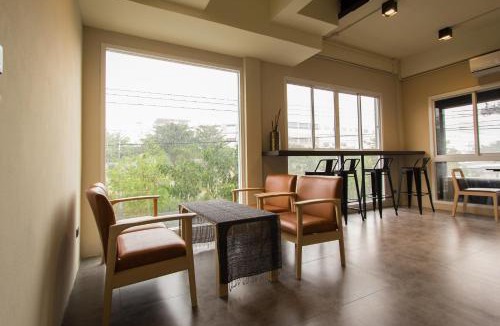 Bangkok City Centre Hostel | Lazy Sunday hostel