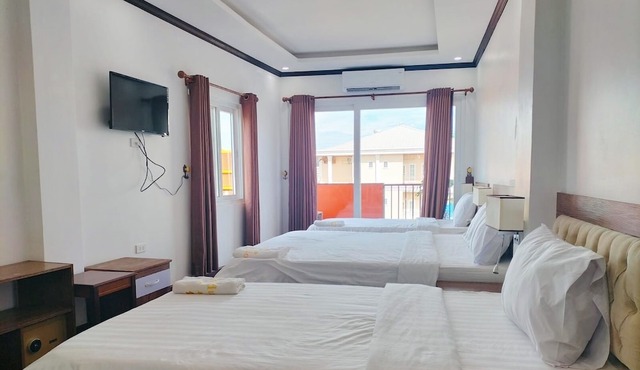 Champion Hotel & Pub in Vientiane