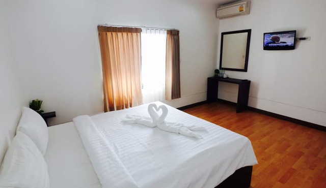 Basic Line Hotel at Loikroh