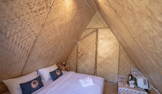 Yellowstone Camps Resort Sapan in Bo Kluea