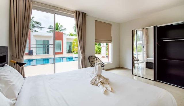 The Beach Village Resort in Sam Roi Yot