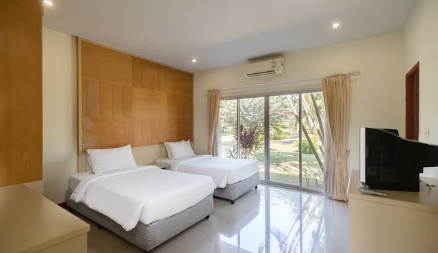 Thara Cholapruek Resort in Ban Na