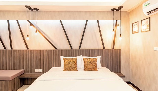 Tree Place by Zuzu in Bangkok