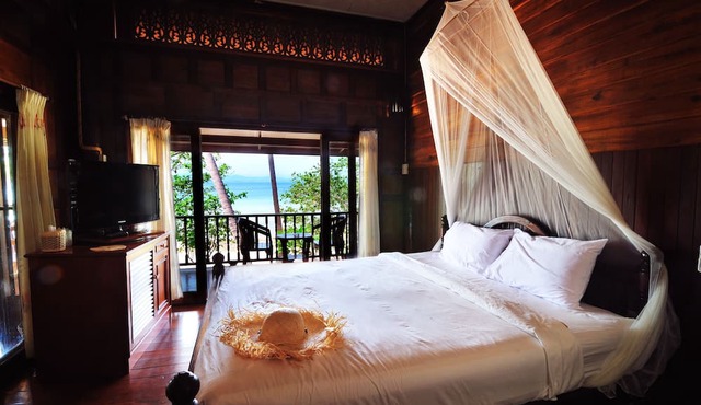 Koh Talu Island Resort in Bang Saphan Noi