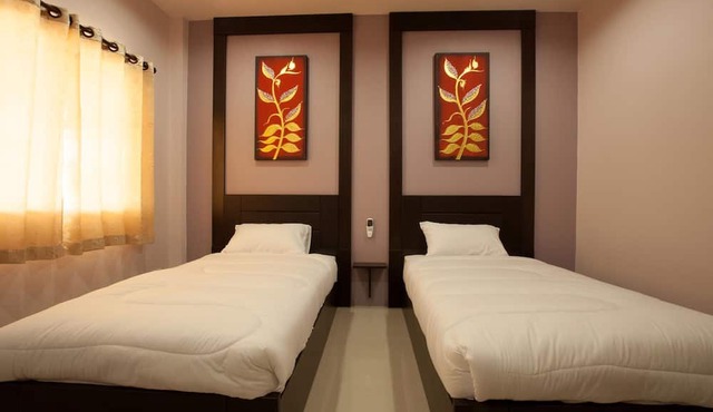 Chiang Kham Grand Villa in Chiang Kham