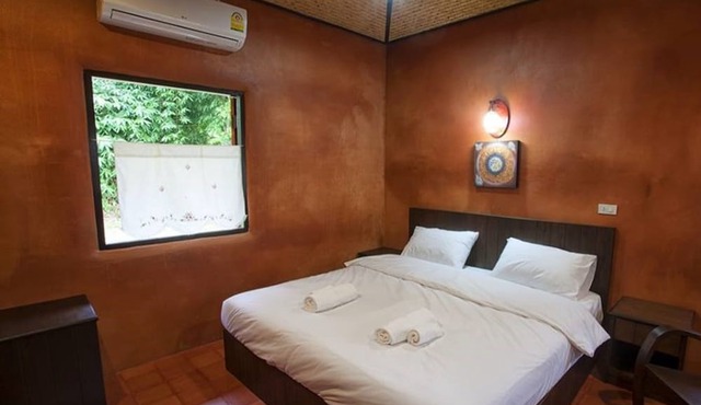 Baan Din Dee resort in Mae Lao
