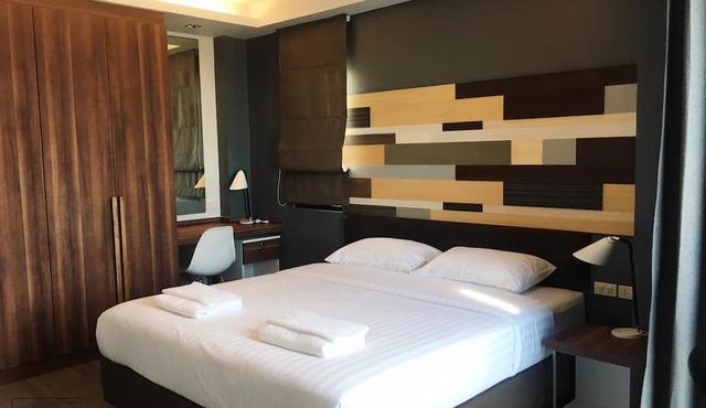 Campagne Hotel and Residence in Pathum Thani