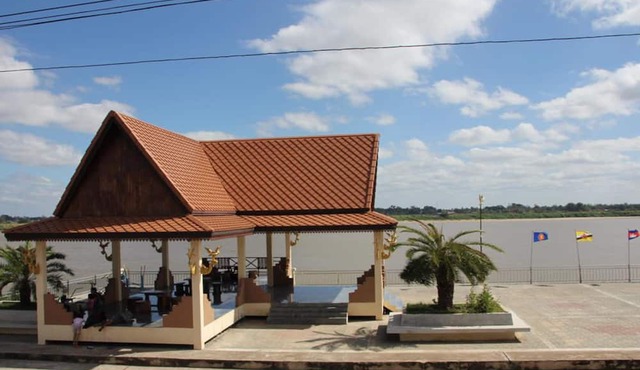 Thatphanom River View Hotel in That Phanom