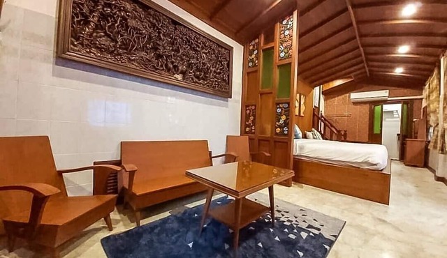Baanthep Antique Homestay in Phrae