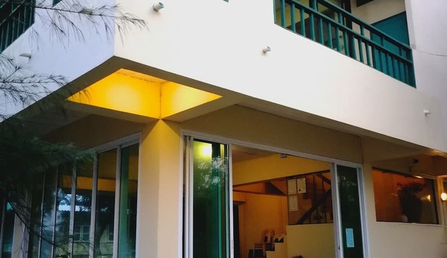 Aow Noi Sea View Resort in Prachuap Khiri Khan