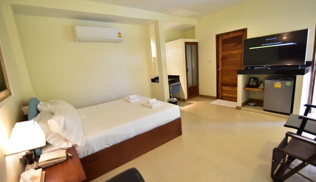 Mamaungpaa Hillside Resort in Takhli