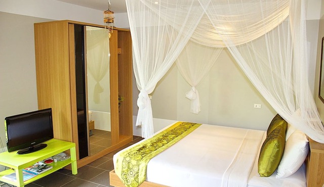Kamala Beach Estate By Resava Group