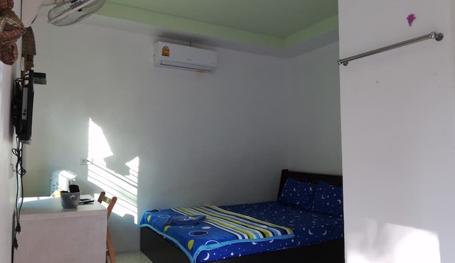 Sroe Ground Homestay in Sanom