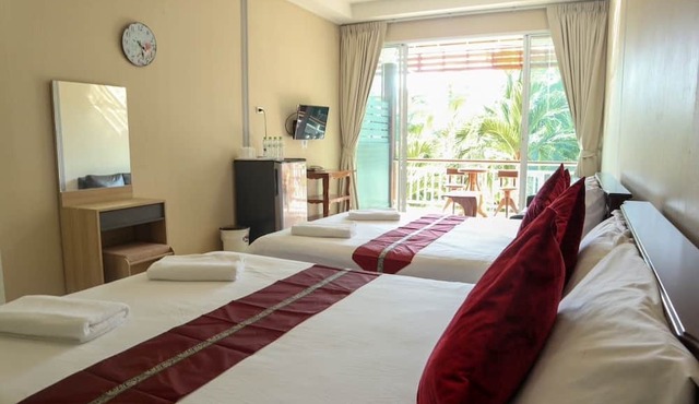 Baansuan Aokhai Beach Resort
