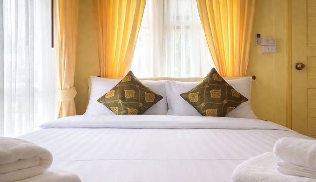 Phetmanee Resort in Ko Yao