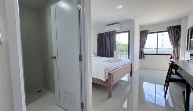 VS Place in Bang Bua Thong