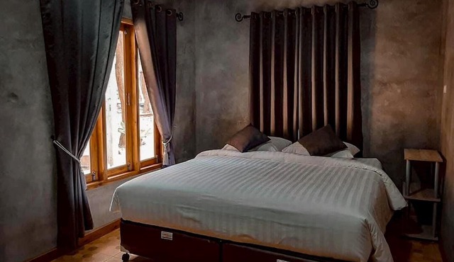 Phawaeng Resort in Uthai Thani