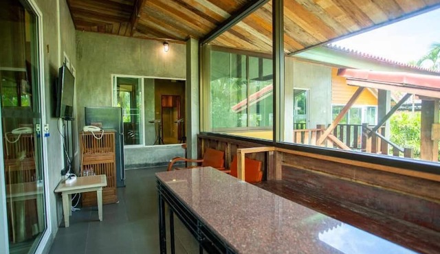 Phanumas LongStay Resort in San Pa Thong