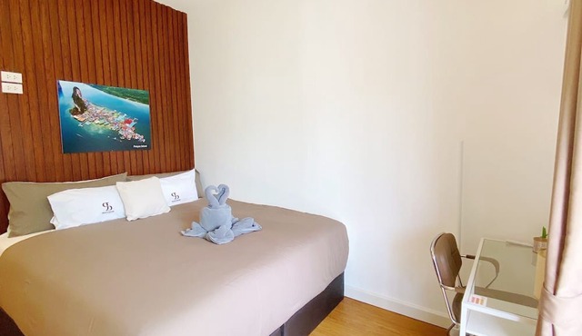 SJ Beach House Patong