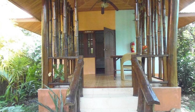 Tontarn Resort And Spa in Khanom