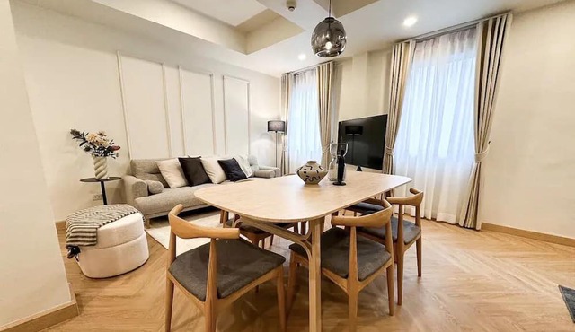 Upscale 3bed 3bath suite 1 min to BTS Prompong