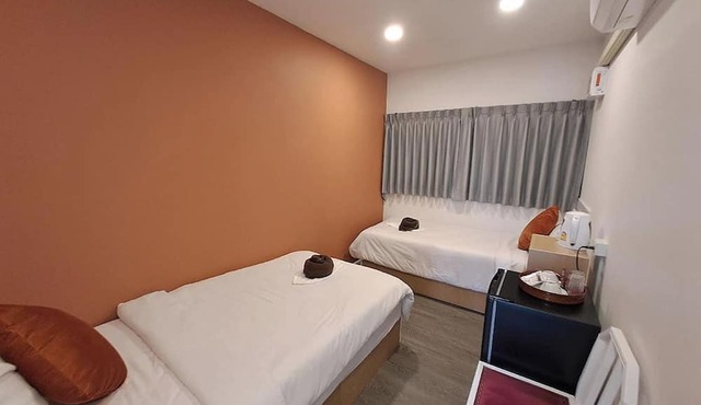 Nomads Homestay Sriracha in Si Racha