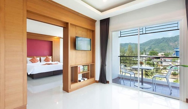 Sungthong Kamala Beach Resort