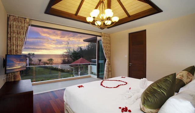 Ataman Luxury Villas in Takua Pa