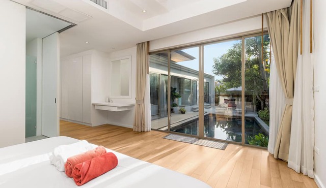 Stunning Pool Villa 4 BR - Trichada 24 in Thalang