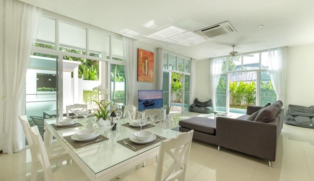 Private Pool Villa Oxygen Bangtao 3BR