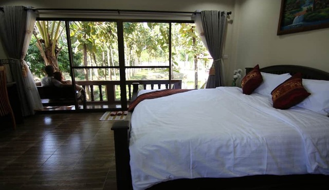 Little Teak Home Stay in San Sai