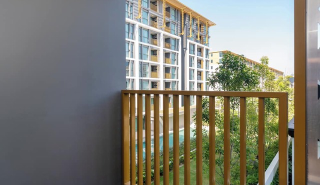 Ozone 1BR Signature Junior Suite