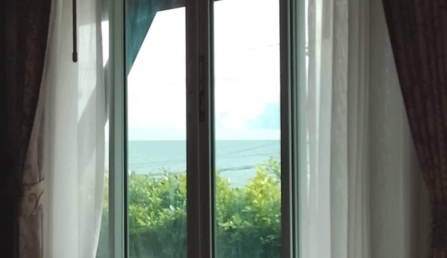 The Sea At Lanta Hotel in Ko Lanta